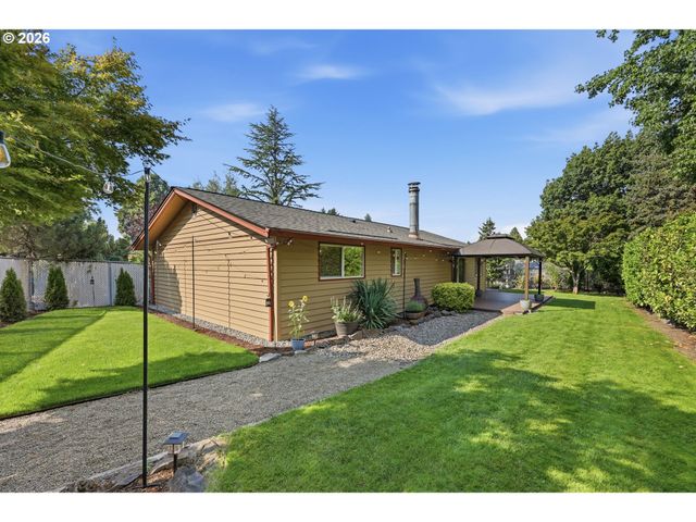 3914 Se DOUGLASS Ct, Troutdale, OR 97060