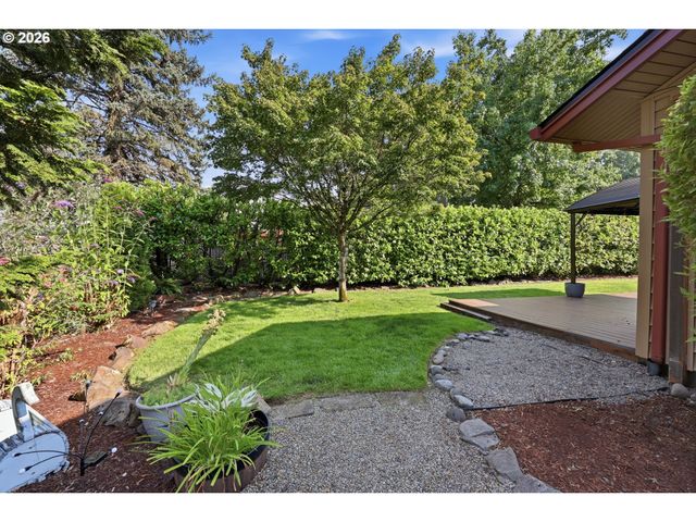 3914 Se DOUGLASS Ct, Troutdale, OR 97060