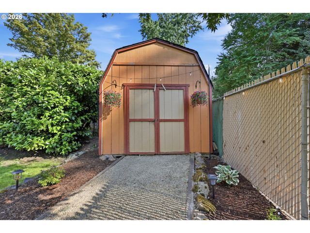 3914 Se DOUGLASS Ct, Troutdale, OR 97060