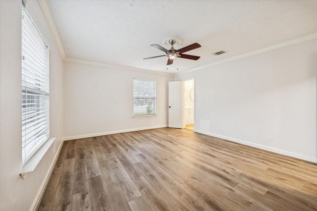 4718 Blanton Boulevard, Houston, TX 77092