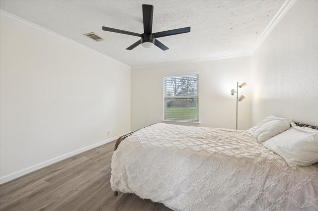 4718 Blanton Boulevard, Houston, TX 77092