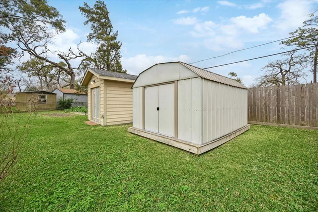 4718 Blanton Boulevard, Houston, TX 77092