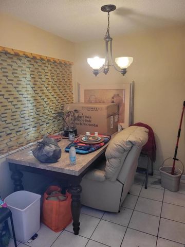 1015 SW 11th Avenue 12k, Hallandale Beach, FL 33009