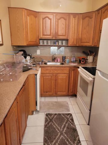 1015 SW 11th Avenue 12k, Hallandale Beach, FL 33009