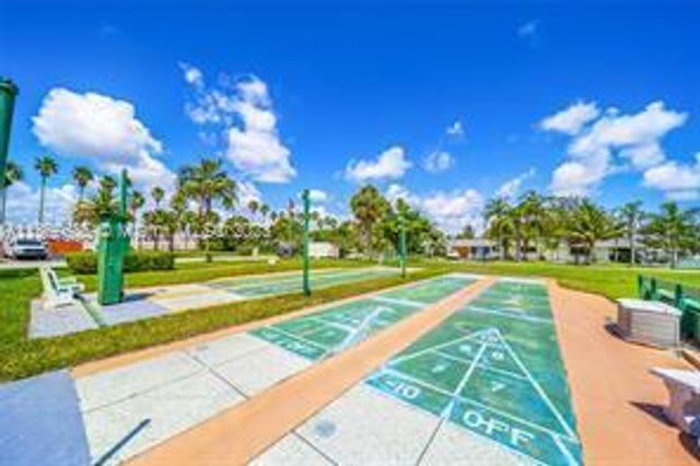 1015 SW 11th Avenue 12k, Hallandale Beach, FL 33009