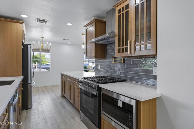 7049 E CYPRESS Street, Scottsdale, AZ 85257