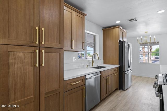 7049 E CYPRESS Street, Scottsdale, AZ 85257