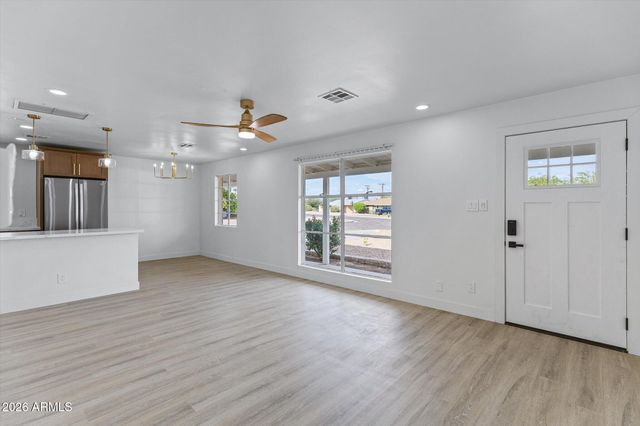 7049 E CYPRESS Street, Scottsdale, AZ 85257