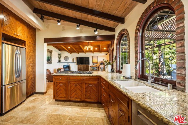 3400 Coast View Drive, Malibu, CA 90265