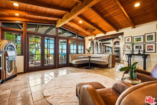 3400 Coast View Drive, Malibu, CA 90265