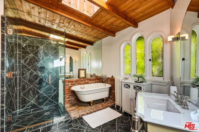 3400 Coast View Drive, Malibu, CA 90265