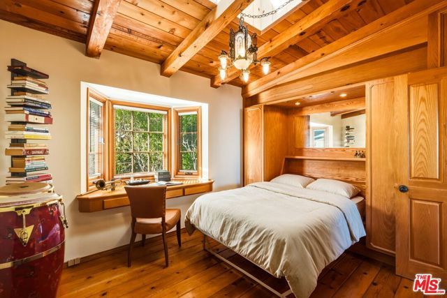 3400 Coast View Drive, Malibu, CA 90265