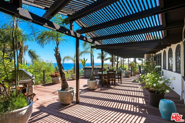 3400 Coast View Drive, Malibu, CA 90265