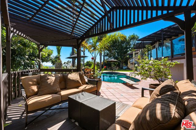 3400 Coast View Drive, Malibu, CA 90265