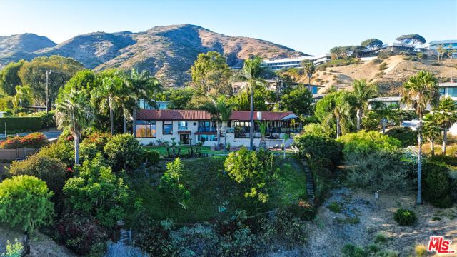 3400 Coast View Drive, Malibu, CA 90265