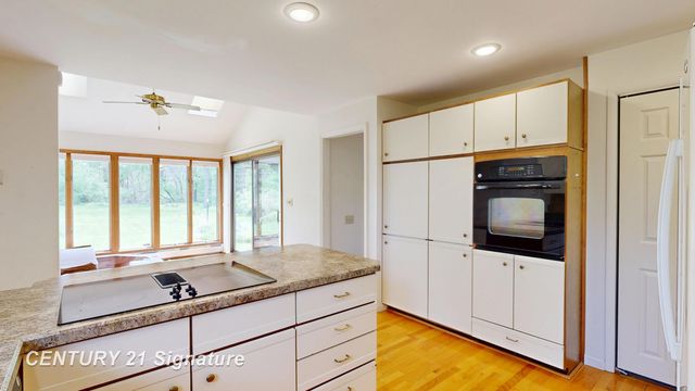 5501 Calkins Road, Flint Twp, MI 48532
