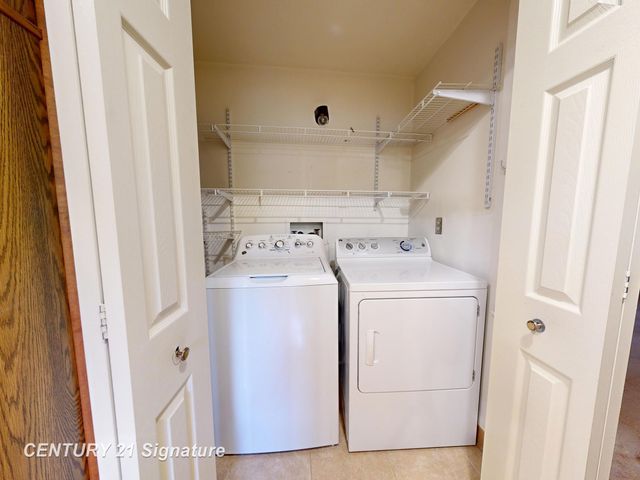 5501 Calkins Road, Flint Twp, MI 48532