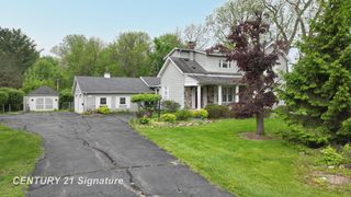 5501 Calkins Road, Flint Twp, MI 48532