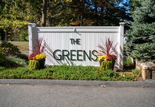 323 Walden Green Road 323, Branford, CT 06405