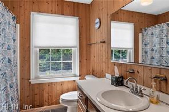 9 Willis CT, Poquoson, VA 23662