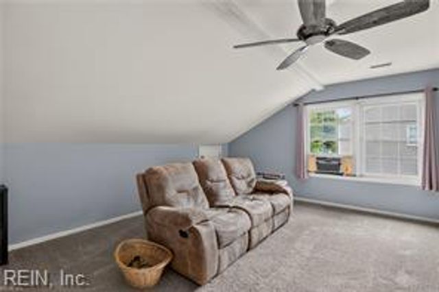 9 Willis CT, Poquoson, VA 23662