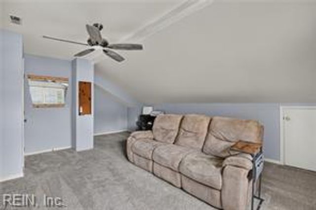 9 Willis CT, Poquoson, VA 23662
