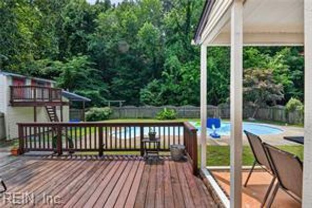 9 Willis CT, Poquoson, VA 23662