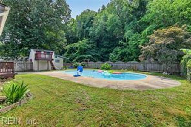 9 Willis CT, Poquoson, VA 23662