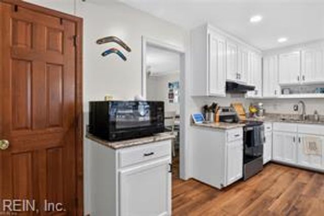 9 Willis CT, Poquoson, VA 23662