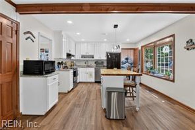 9 Willis CT, Poquoson, VA 23662
