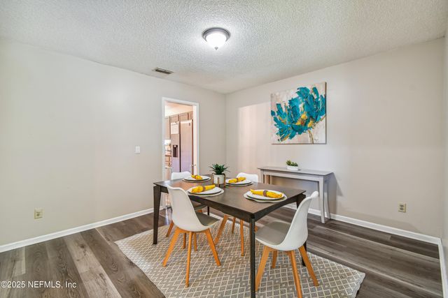 8362 THREE CREEKS, Jacksonville, FL 32220