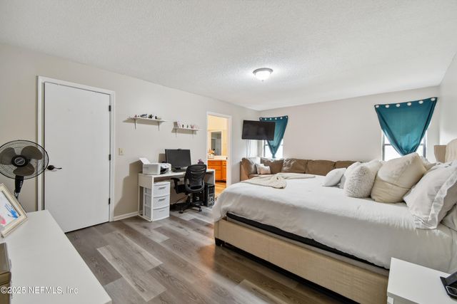 8362 THREE CREEKS, Jacksonville, FL 32220