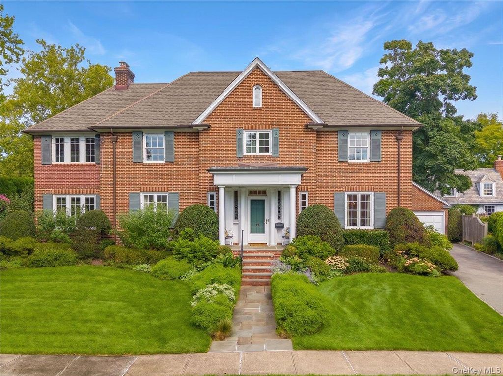 12 Linden Avenue, Larchmont, NY 10538 — exterior