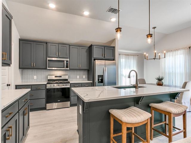 12709 NW 4th Terrace, Yukon, OK 73099