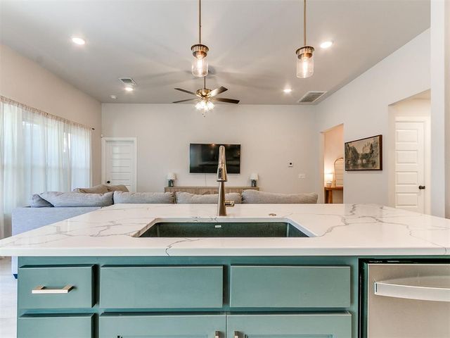 12709 NW 4th Terrace, Yukon, OK 73099