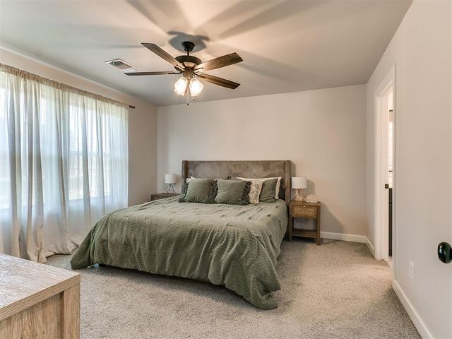 12709 NW 4th Terrace, Yukon, OK 73099