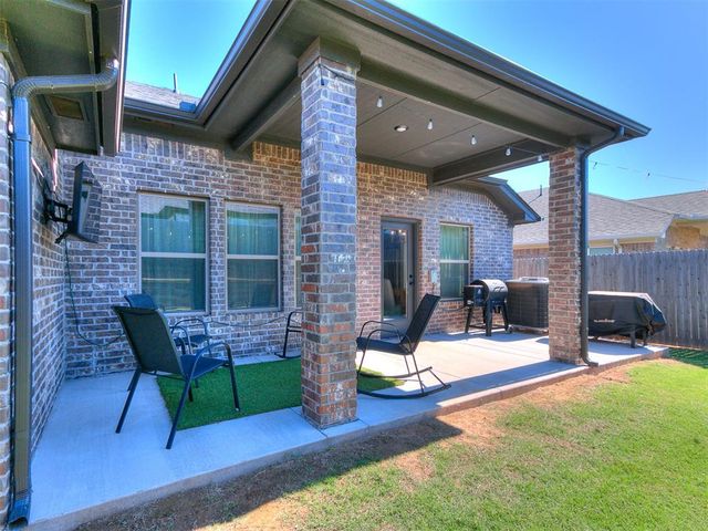 12709 NW 4th Terrace, Yukon, OK 73099