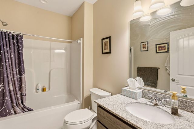 46 Tuscany Circle, Saginaw Twp, MI 48603