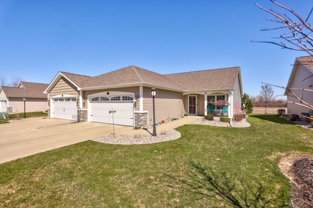 46 Tuscany Circle, Saginaw Twp, MI 48603