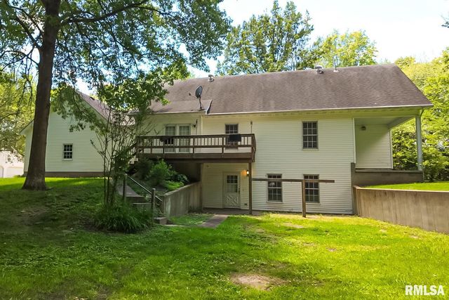 200 QUAIL Run, Carterville, IL 62918