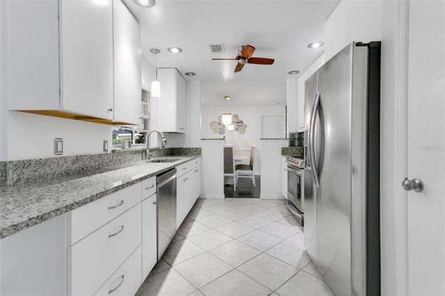 8644 SANDBERRY BOULEVARD, Orlando, FL 32819