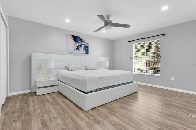 8644 SANDBERRY BOULEVARD, Orlando, FL 32819