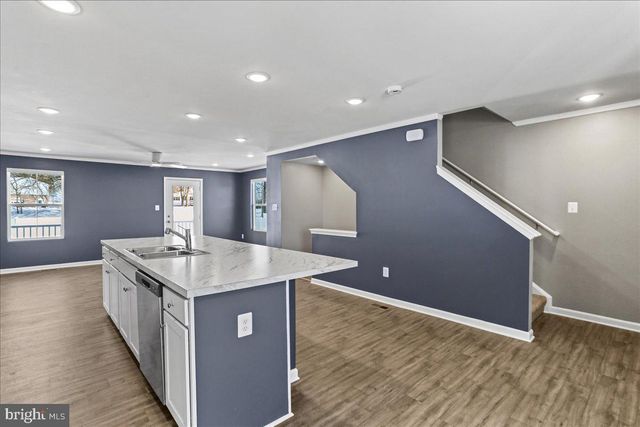 46 SCOTER RD, Hedgesville, WV 25427