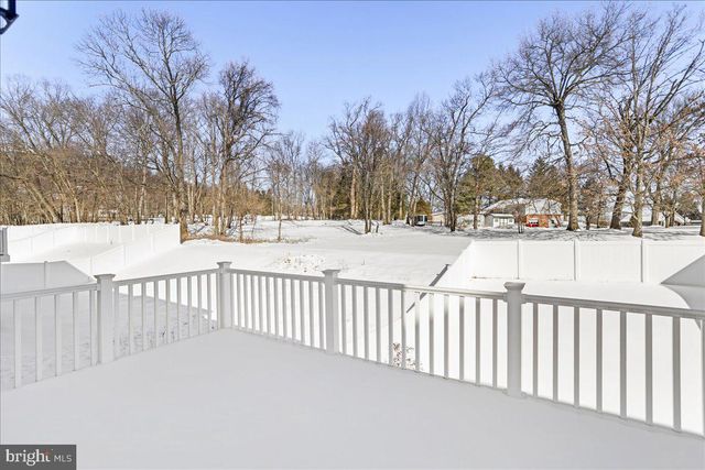 46 SCOTER RD, Hedgesville, WV 25427