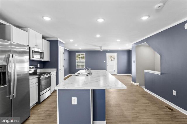 46 SCOTER RD, Hedgesville, WV 25427