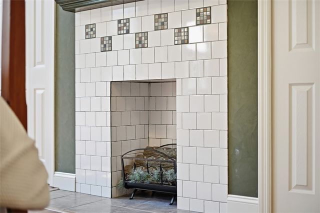 1202 Romanhoff St, Spring Hill, PA 15212