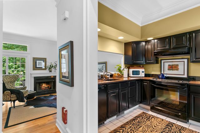 80 Bywater Lane 80, Bridgeport, CT 06605