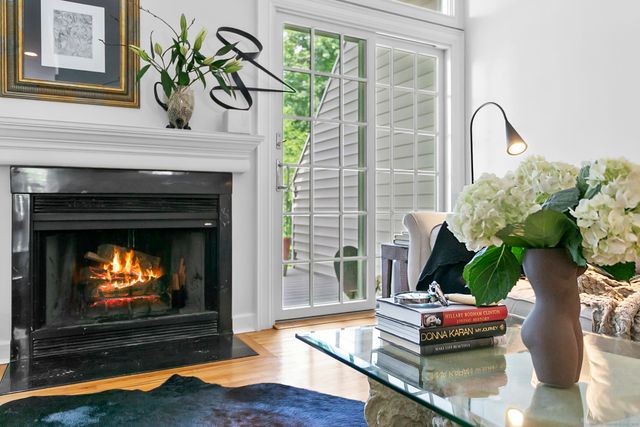 80 Bywater Lane 80, Bridgeport, CT 06605