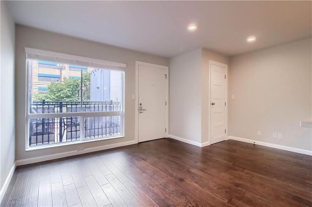 3110 Red River ST 210, Austin, TX 78705