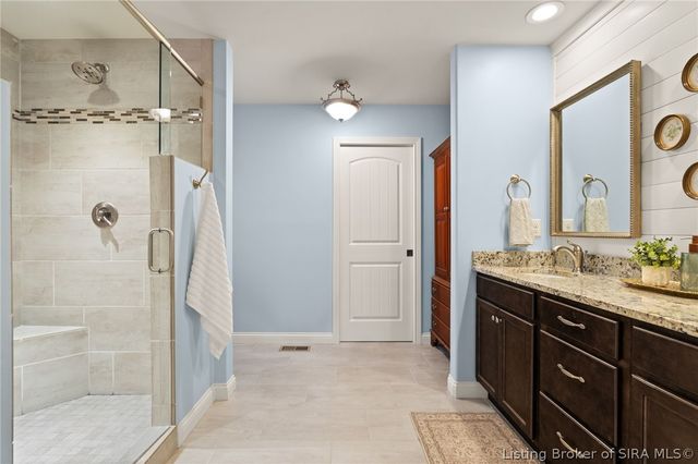 1608 Augusta Parkway, Henryville, IN 47126